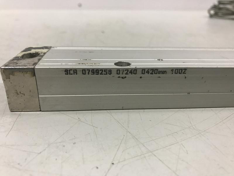 Glasmaßstab, inkrementales Längenmesssystem, Linear Scale, Linear Encoder, Maßstab mit Glaslineal für Positionsanzeige