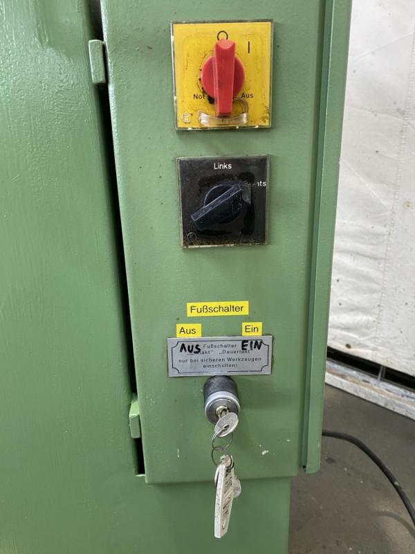 Gewindeschneidmaschine mit Leitpatronen, Bohrmaschine mit MK2