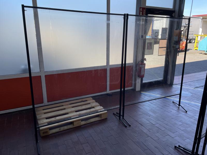 Folienwand, Schutzwand, Corona Spuckschutz mit PVC Folie, Schutzvorhang, Raumteiler 