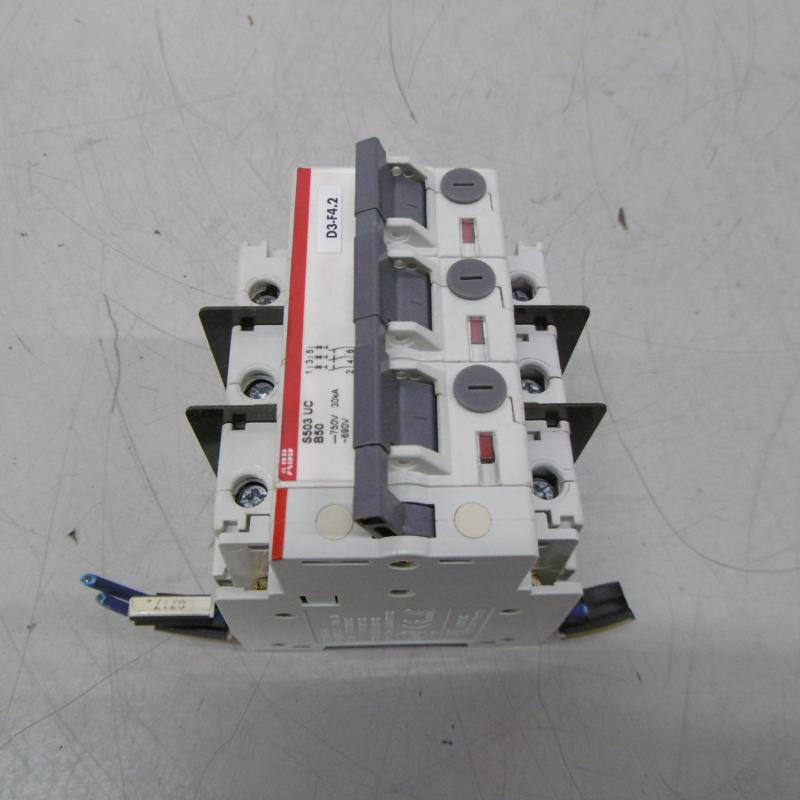 3 Phasen Leitungsschutzschalter für Gleichspannungsanwendungen, Sicherungsautomat,  Hochleistungssicherungsautomat, Niederspannungssicherung, Sicherungselement, Sicherung
