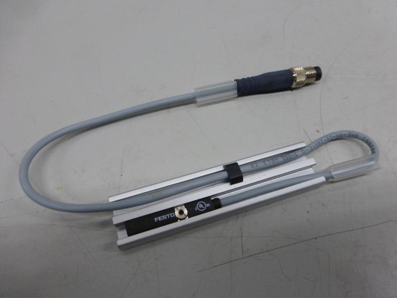 Sensor, Näherungsschalter, Magnetschalter, Initiator Sensor, Näherungsschalter, Magnetschalter, Initiator