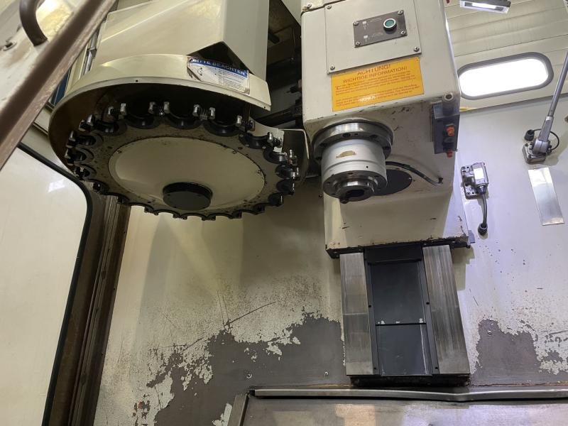CNC Vertikal Bearbeitungszentrum