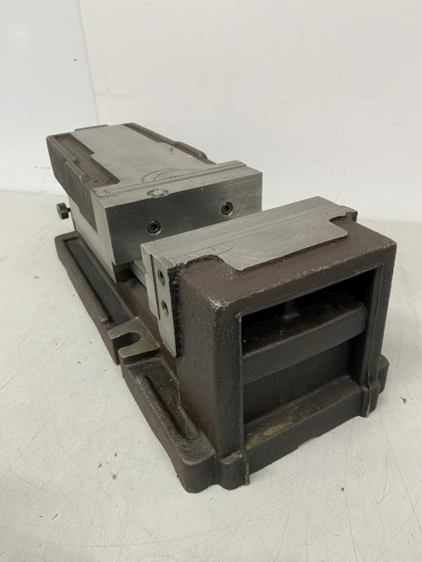 Pneumatischer Maschinenschraubstock, Spannstock