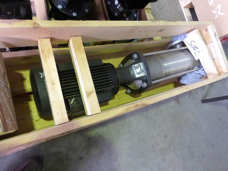 Vertikale mehrstufige Hochdruckkreiselpumpe, Neuwertige Kreiselpumpe als Ersatzteilspender