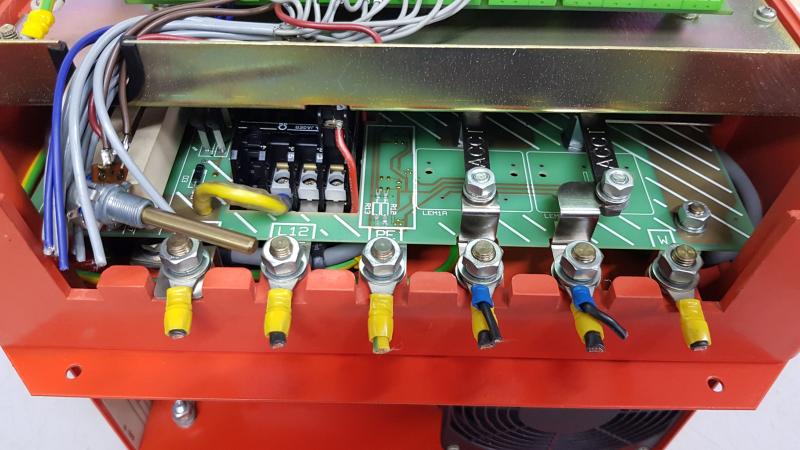 3 Phasen Frequenzumrichter 20 kVA für Drehstrom- Motor