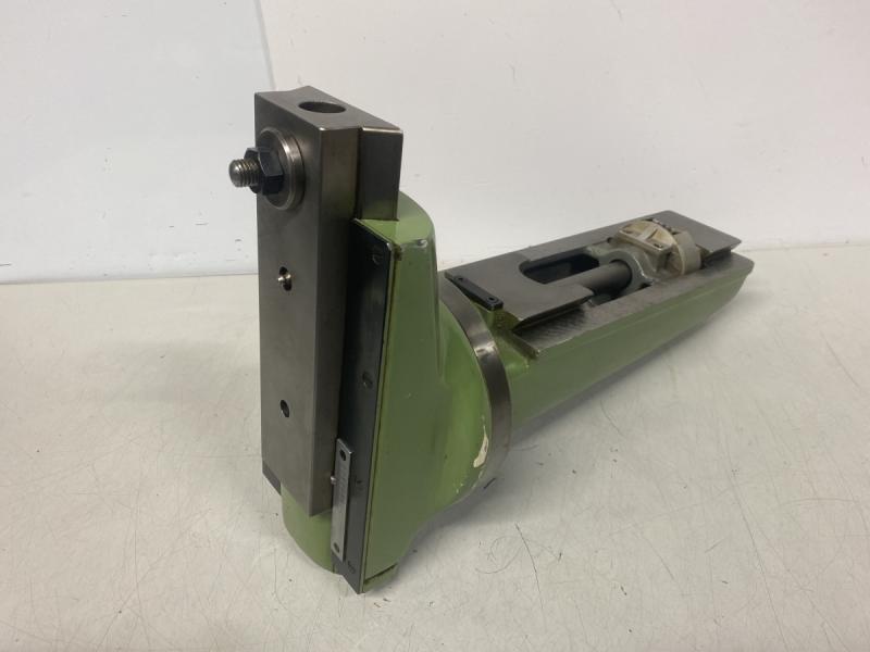 Nutenstoßkopf für Fräsmaschine, Stoßkopf Montage an Stelle vom Vertikalfräskopf, Fräskopf