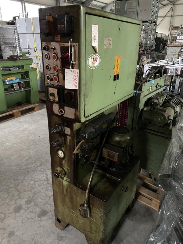 Hydraulikaggregat mit Hydraulikpumpe, Hydraulik Aggregat von einer Gewinderollmaschine, Kaltwalzmaschine, Gewindewalzmaschine Hydraulikaggregat mit Hydraulikpumpe, Hydraulik Aggregat von einer Gewinderollmaschine, Kaltwalzmaschine, Gewindewalzmaschine