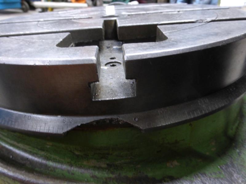 Rundtisch, Rundteiltisch mit Kurbel und Skala zum direkten und indirekten Teilen + Lochscheibe