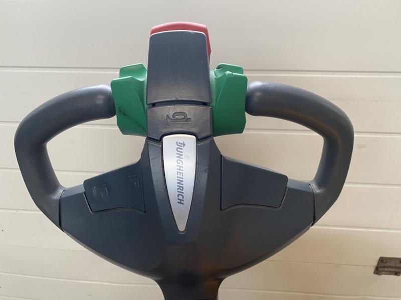 Elektro-Gehstapler, Niederflurhubwagen, Ameise, Deichselstapler