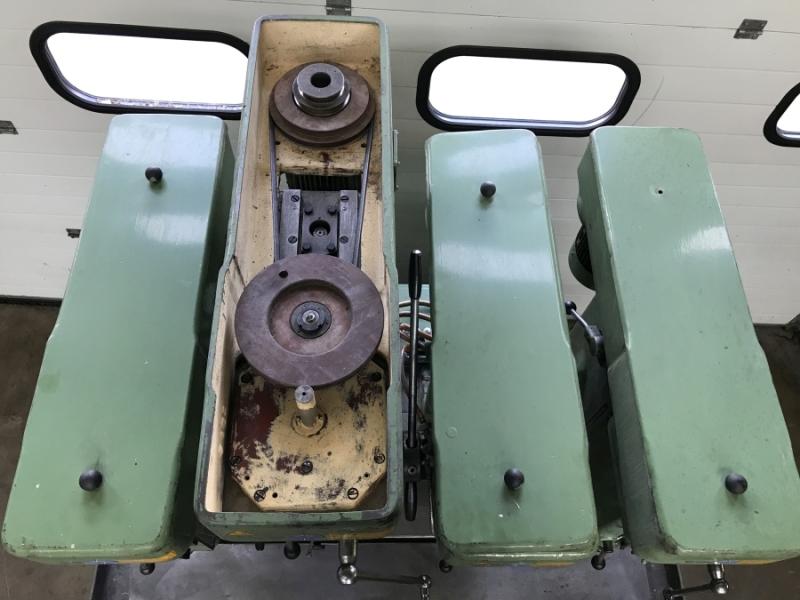 Reihenbohrmaschine mit 4 Stationen MK2