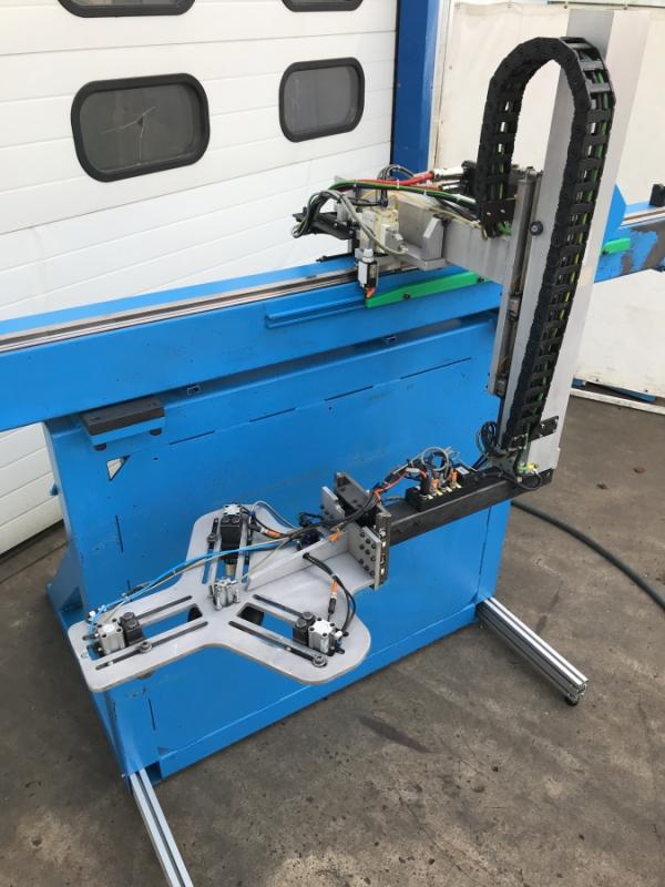 2-Achsen NC Handlingerät, Einlegeroboter, Automation 2-Achsen NC Handlingerät, Einlegeroboter, Automation
