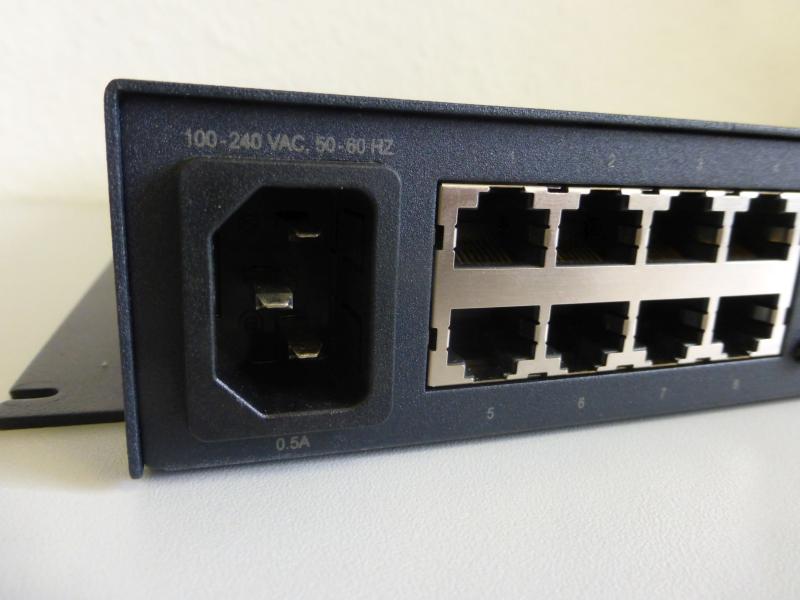 Netzwerk Hub, Switch, LAN Port Avocent ESP-16 MI / 16-Port Serial Netzwerk Hub, Switch, LAN Port Avocent ESP-16 MI / 16-Port Serial