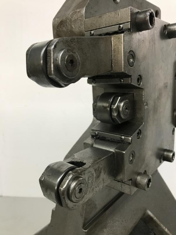 Hydraulische selbstzentrierende Lünette, Luenette, Lynette Passend für Drehmaschine