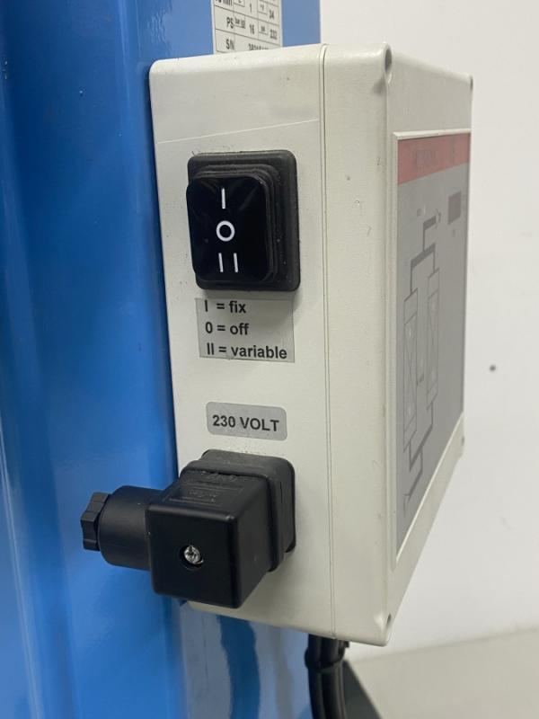 Druckluft - Adsorptionstrockner, Aktivkohleadsorber mit Nachfilter, Drucklufttrockner