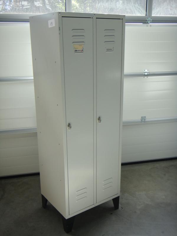 Garderobenschrank, Umkleidespind mit 2 Türen