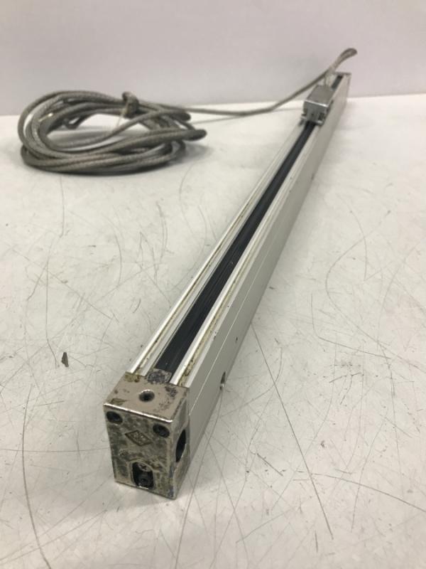 Glasmaßstab, inkrementales Längenmesssystem, Linear Scale, Linear Encoder, Maßstab mit Glaslineal für Positionsanzeige