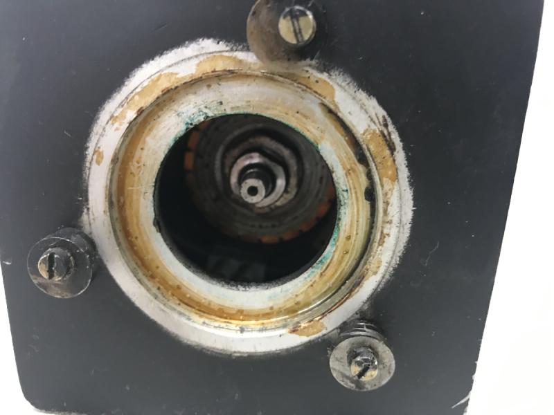 Permanentmagnet Gleichstrom- Servomotor