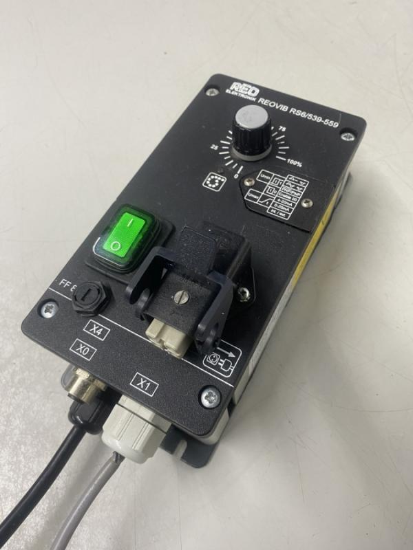 Steuergerät für Schwingantriebe, Regler für Vibrationsförderer, Phasenanschnittsteuergerät