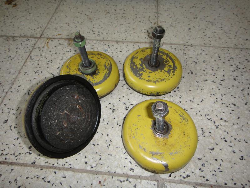 4 Stück Maschinenfüße, Schwingelemente