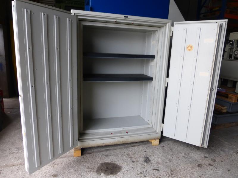 Tresor - Wertschrank - Wertschutzschrank - Brandschutzschrank