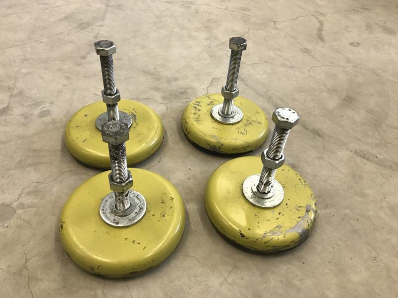4 Stück Maschinenfüße, Schwingelemente
