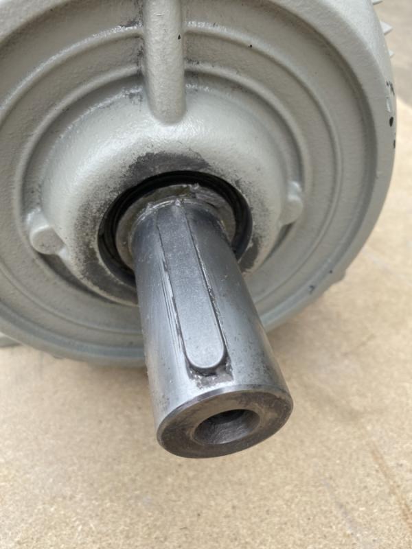 Drehstrom Elektromotor 7,5 kW Drehstrommotor Kraftstrommotor, E-Motor, Käfigläufer, Asynchronmotor