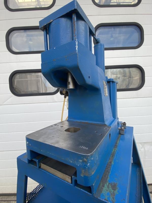 Einständer Druckluftpresse, Hydraulikpresse 10 Tonnen