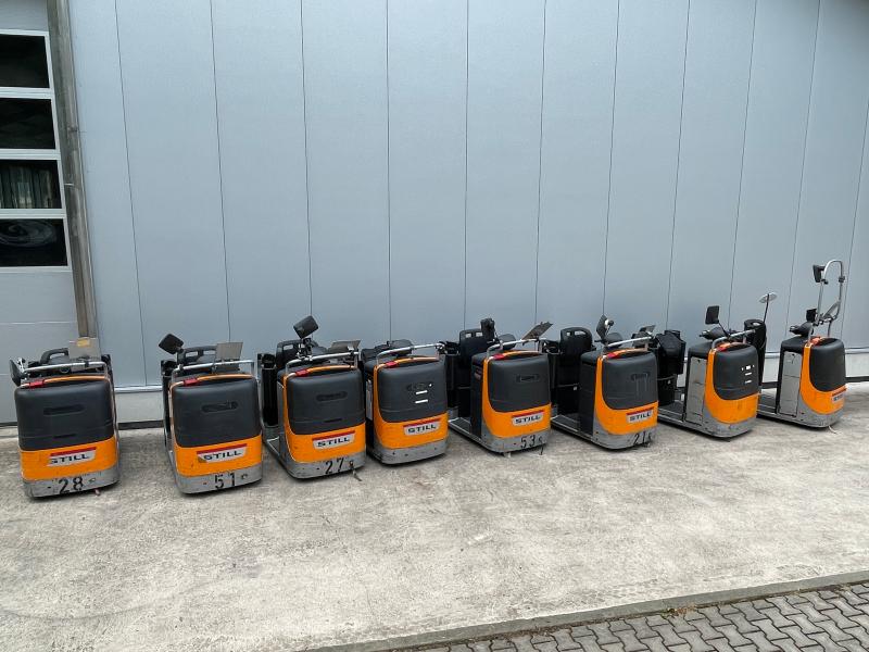 8 Stück Schlepper für Logistikzug Zugfahrzeuge, Routenzug für Logistikzüge 8 Stück Schlepper für Logistikzug Zugfahrzeuge, Routenzug für Logistikzüge