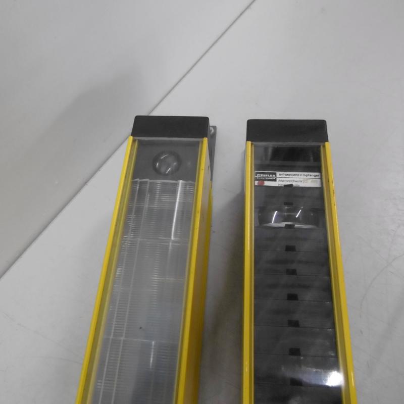 Mehrstrahl- Sicherheits- Lichtschranke, 1 Sender + 1 Empfänger