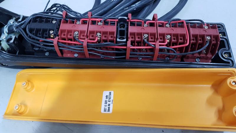 Bedienflasche, Steuerschalter, Hängetaster, Kranflasche, Kransteuerung