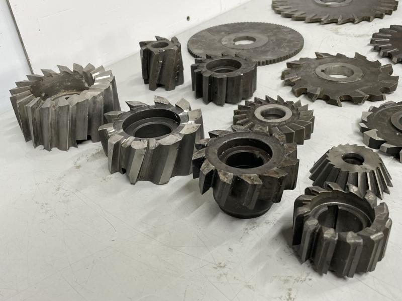 Posten Walzenstirnfräser 12,5 kg, Scheibenfräser, Schwalbenschwanzfräser, Fräser (22 Stück)