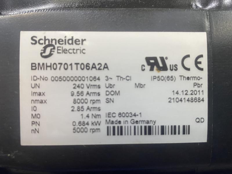 Linearachse mit Servomotor, Zahnriemenantrieb und Kugelumlaufführung
