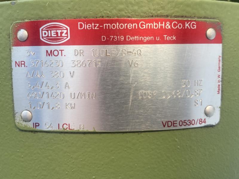 Säulenbohrmaschine