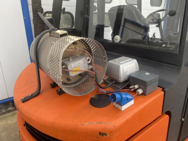Diesel - Gabelstapler, Traglast 4500 kg, mit Hydrostatischem Antrieb wie Linde