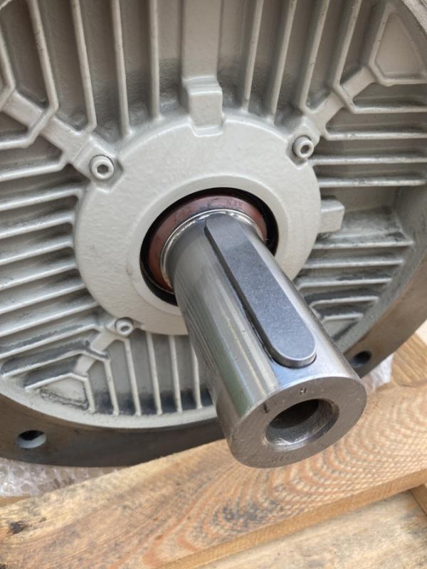 Neuer Drehstrom Elektromotor 37 kW Drehstrommotor