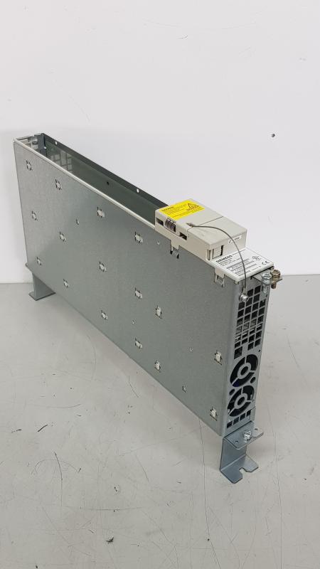 Sinumerik NCU Box, SINUMERIK 840D/DE Gehäuse für Steuerung inkl. Netzgerät, Batterie und Lüfter