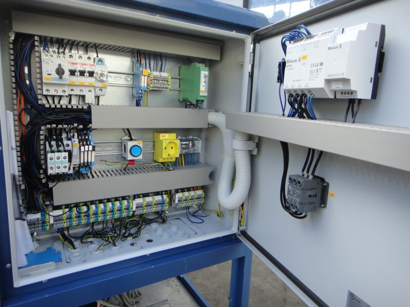Wärmepumpe mit BOCK Kältemaschine, Kältemittel-Verdichter mit Verdampfer zur Wärmeerzeugung Wärmepumpe mit BOCK Kältemaschine, Kältemittel-Verdichter mit Verdampfer zur Wärmeerzeugung