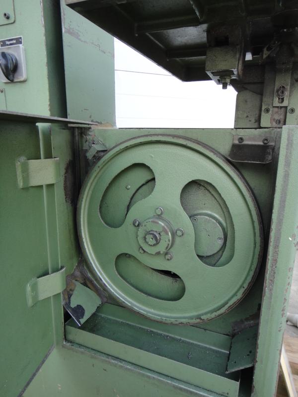 Vertikal Bandsäge, Bandsägemaschine