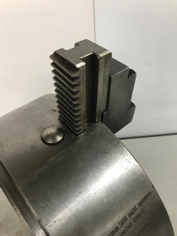 3-Backen Keilstangen-Drehfutter