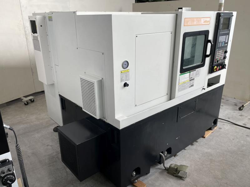 Neuwertige CNC Futter-Drehmaschine mit SIEMENS Sinumerik 828 D Basic