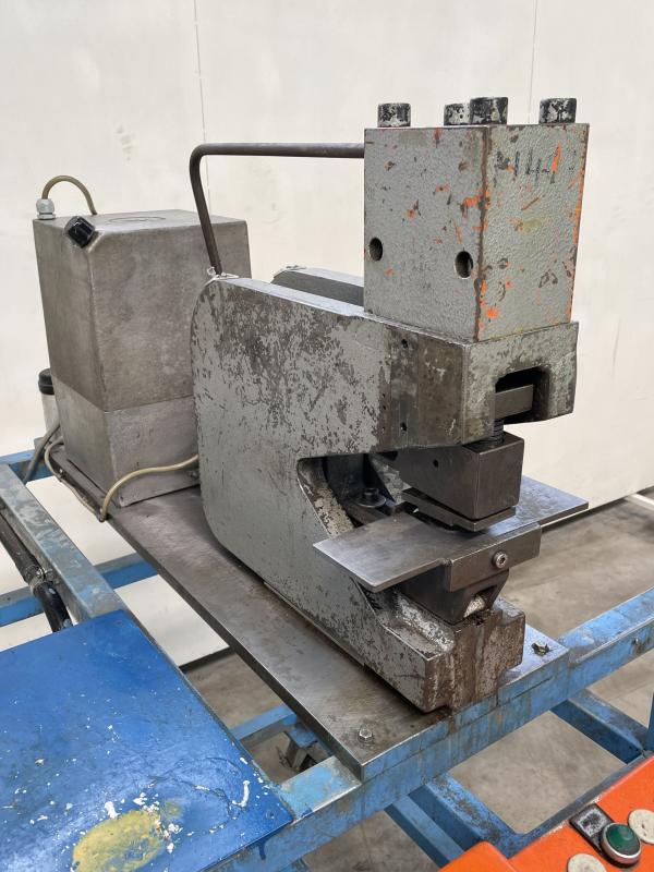 Hydraulikstanze, Stanzgestell für den Einsatz von Stanzeinheiten, Hydr. Lochstanze, Hydraulikpresse