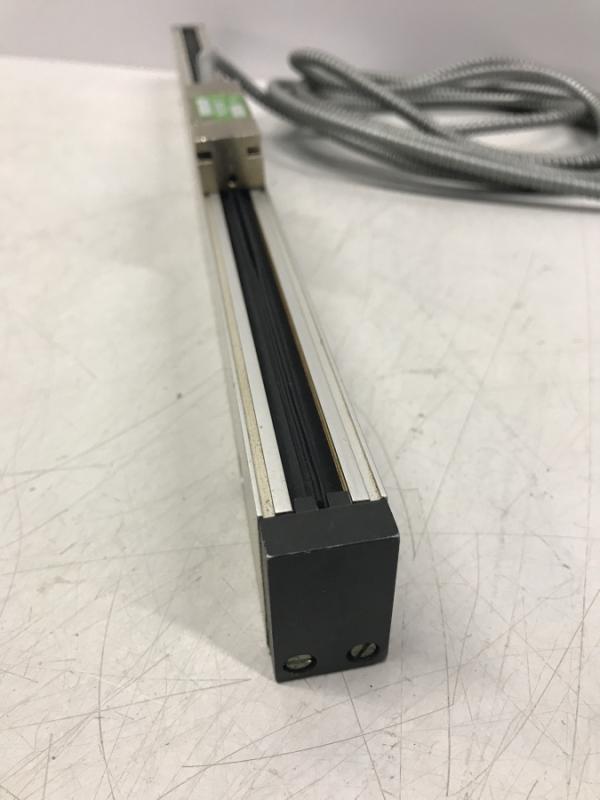 Glasmaßstab, inkrementales Längenmesssystem, Linear Scale, Maßstab mit Glaslineal für Positionsanzeige Glasmaßstab, inkrementales Längenmesssystem, Linear Scale, Maßstab mit Glaslineal für Positionsanzeige