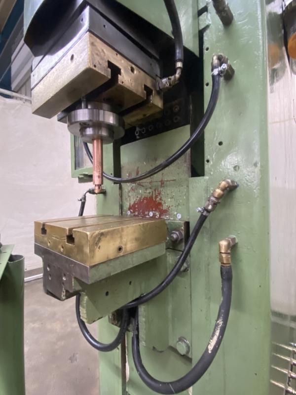 Punkt- Buckel-Schweißmaschine 150 kVA, Punktschweißmaschine, Buckelschweißmaschine