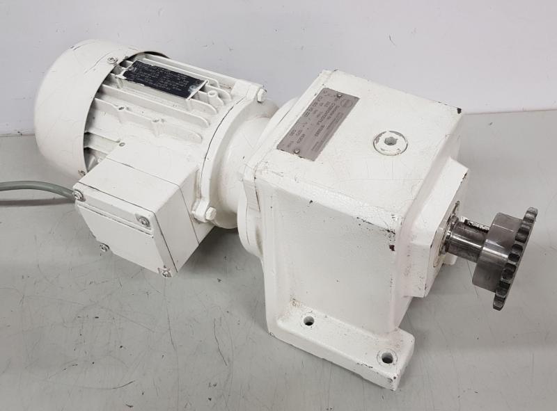 Getriebemotor mit STÖBER Getriebe, Elektromotor Käfigläufer 0,37 kW, Drehzahl 29,2 U/min.