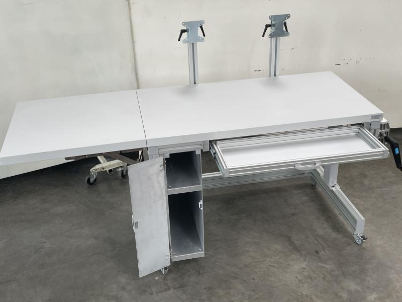 Höhenverstellbare Werkbank, höhenverstellbarer Arbeitstisch, Elektrowerkbank