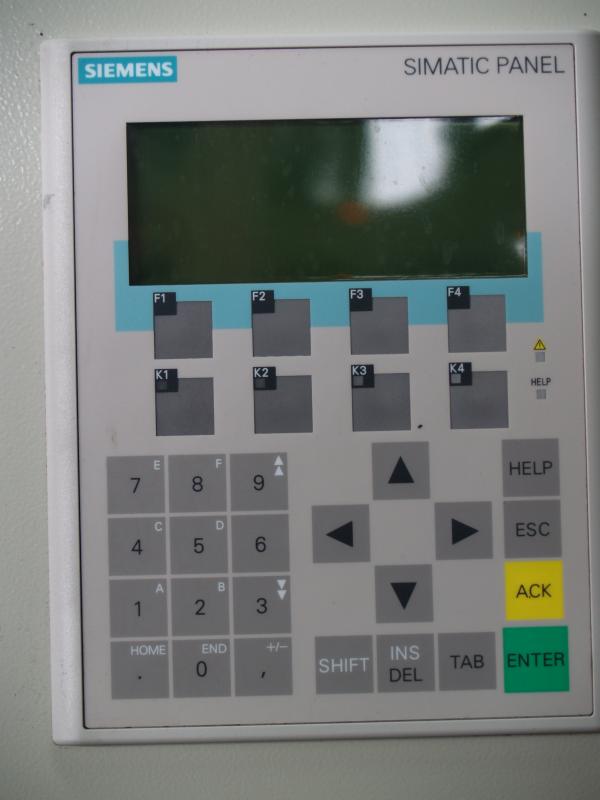 Taumelnietmaschine Doppel-Nietautomat mit Rundtakttisch
