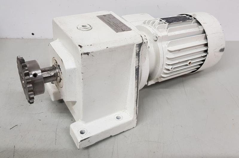 Getriebemotor mit STÖBER Getriebe, Elektromotor Käfigläufer 0,37 kW, Drehzahl 29,2 U/min.