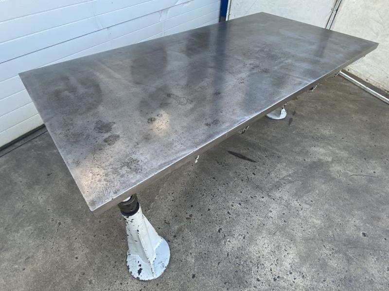 Richt- und Schweißplatte Stahlguß-Grauguß stark verrippt