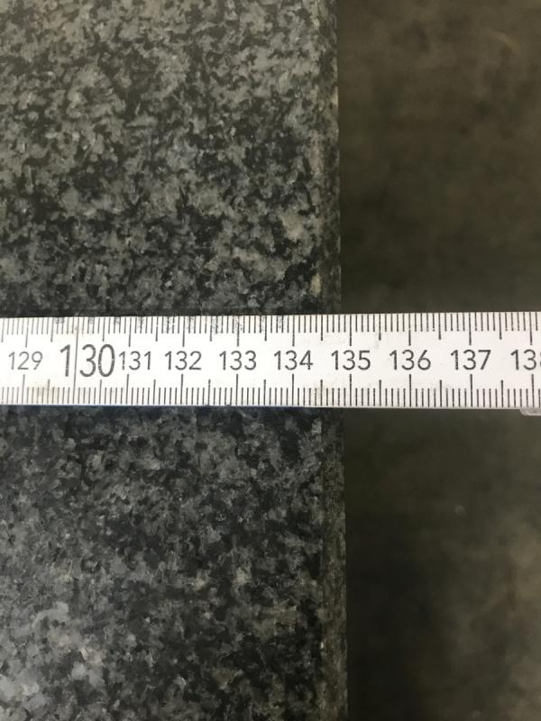 Hartgesteinplatte, Granitplatte, Granitblock, Meßwürfel, Hartgesteinblock