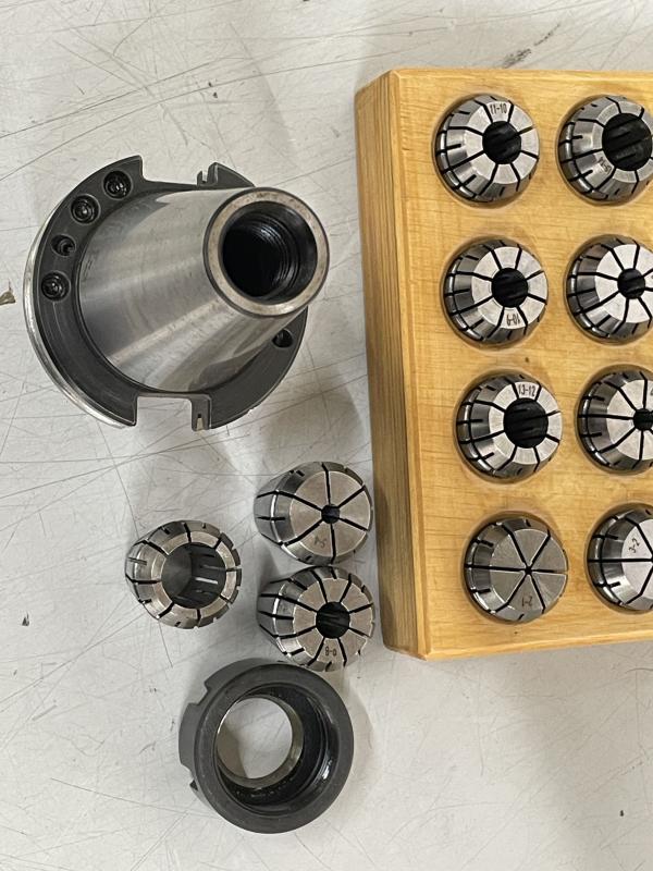 Spannzangenfutter ISO40, SK40, Spannzangensatz mit Spannzangeaufnahme ER25